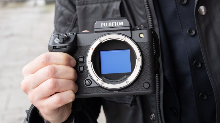The Fujifilm GRX100 II has a quick new sensor and AI options