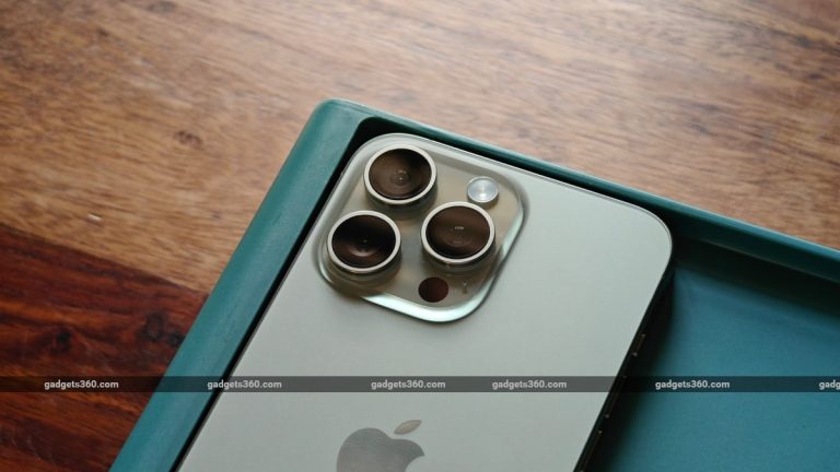 iPhone 16 Sequence Leaked Photographs Reveal Show Sizes, Digicam Alignment