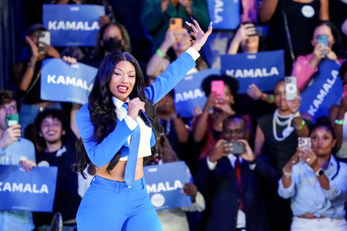 Hotties For Harris? Megan Thee Stallion Claps Back At Critics Of Her Performance At Kamala Harris' ATL Rally (VIDEO) Lollapalooza